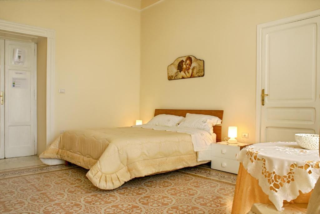 Bed And Breakfast Sommavesuvio Pollena Trocchia Стая снимка