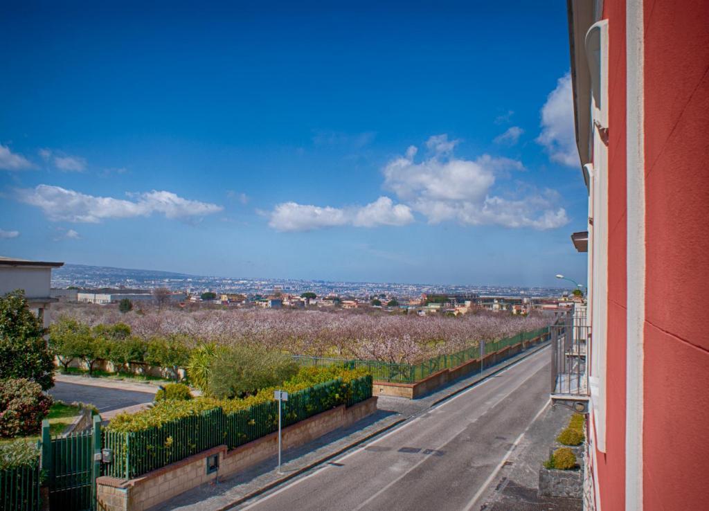 Bed And Breakfast Sommavesuvio Pollena Trocchia Екстериор снимка